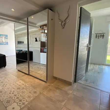 VUEMER Bandol - Appartement avec GRANDE TERRASSE de 45m2 VUE MER - PISCINE - PARKING Extérieur photo